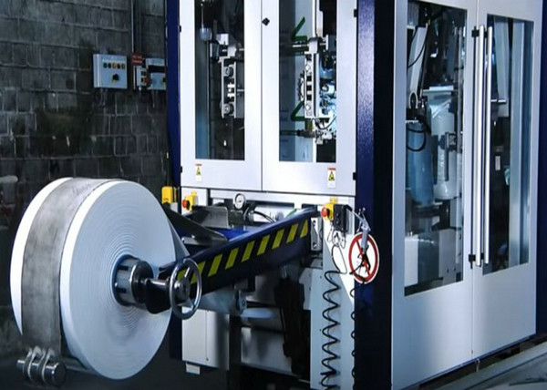 Full Automatic FFS Packaging Machine For Small Plastic Pellet / PVC Powder Packing